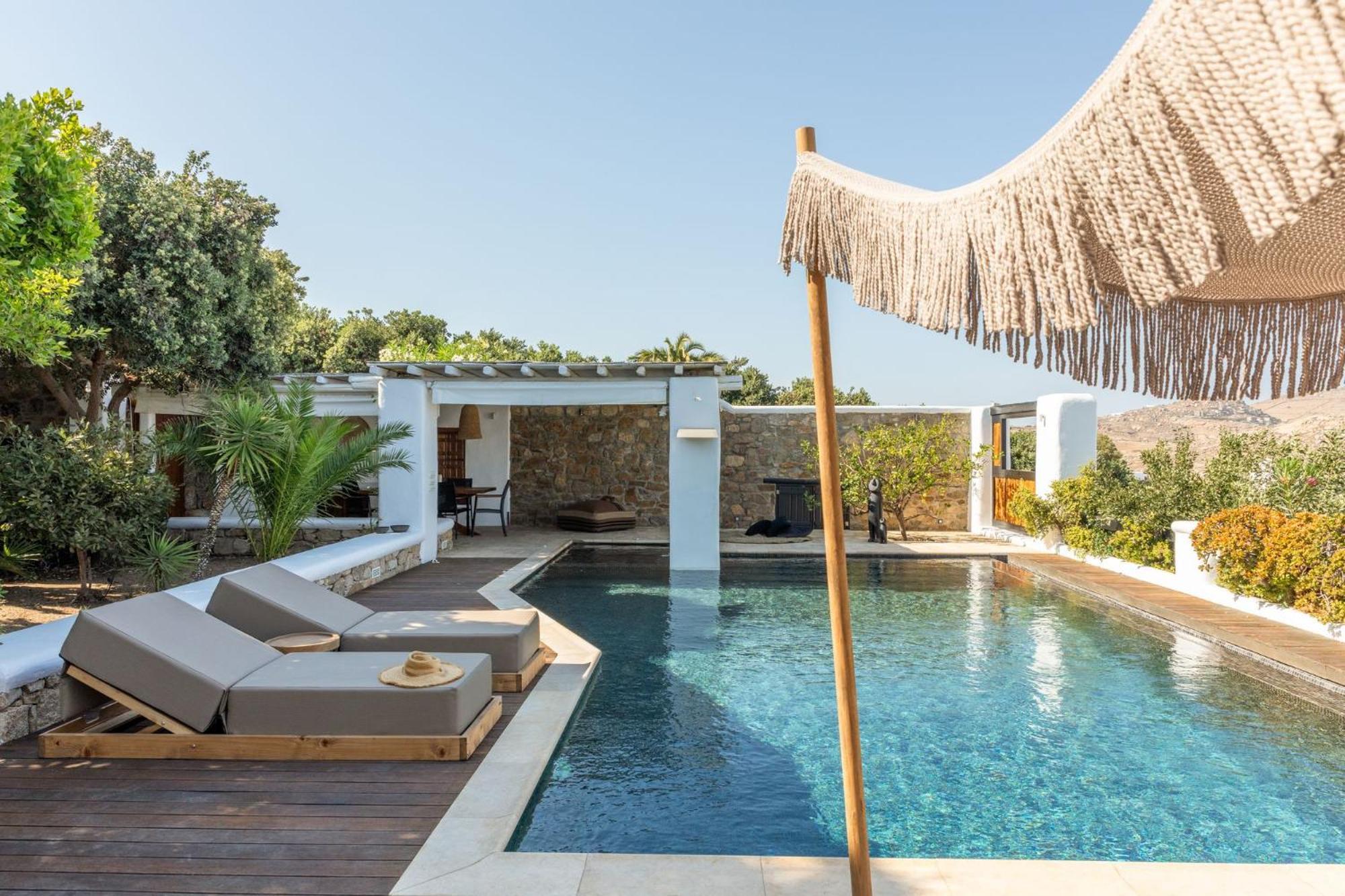 Myconian Platinum Senior & Deluxe Villas Kalafatis Buitenkant foto