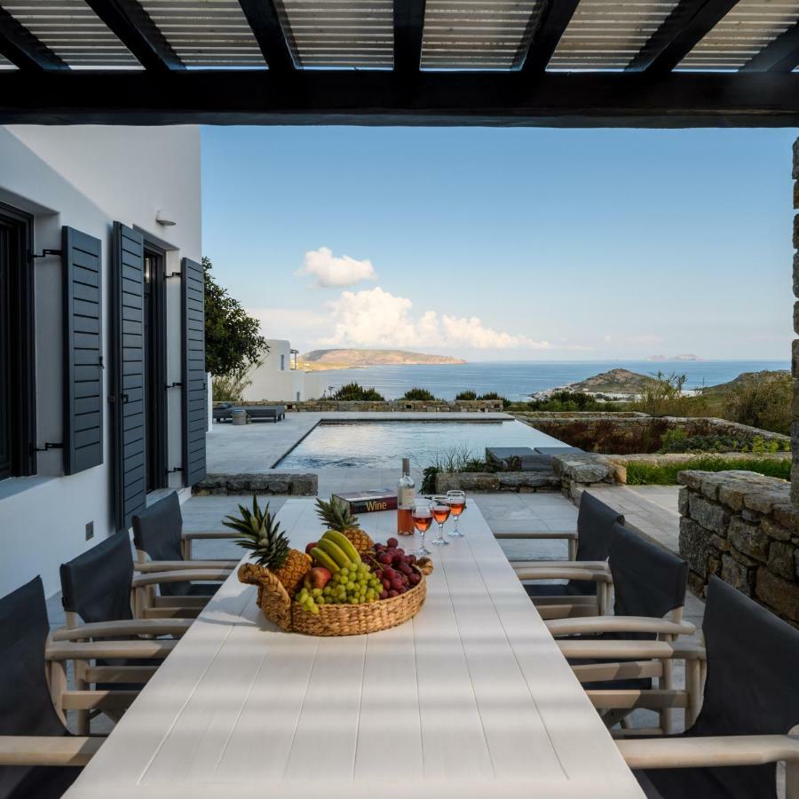 Myconian Platinum Senior & Deluxe Villas Kalafatis Buitenkant foto